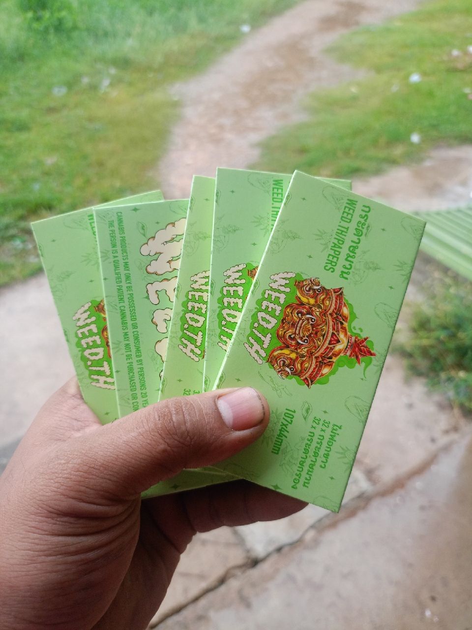 ขนาด King Size 110mm - Rolling Paper & Tips - แม่เหล็ก - magnetic clasp