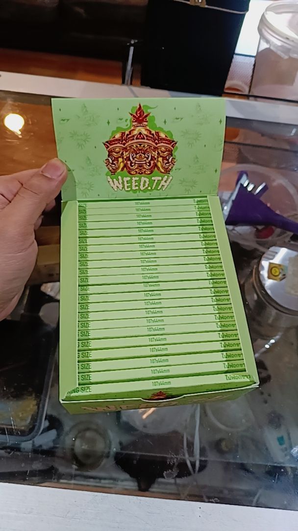 Full Box of 22x Rolling Paper & Tips - Rolling Papers - 110mm King Size - weedth / weed.th